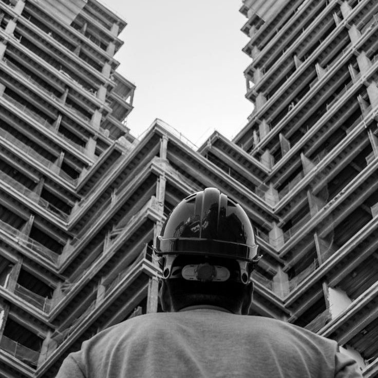 An image of a high rise building